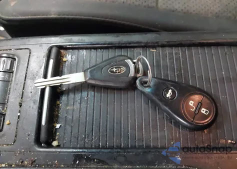 2005 Subaru Outback 2.5I из США, поврежденный, VIN 4S4BP61CX57340217